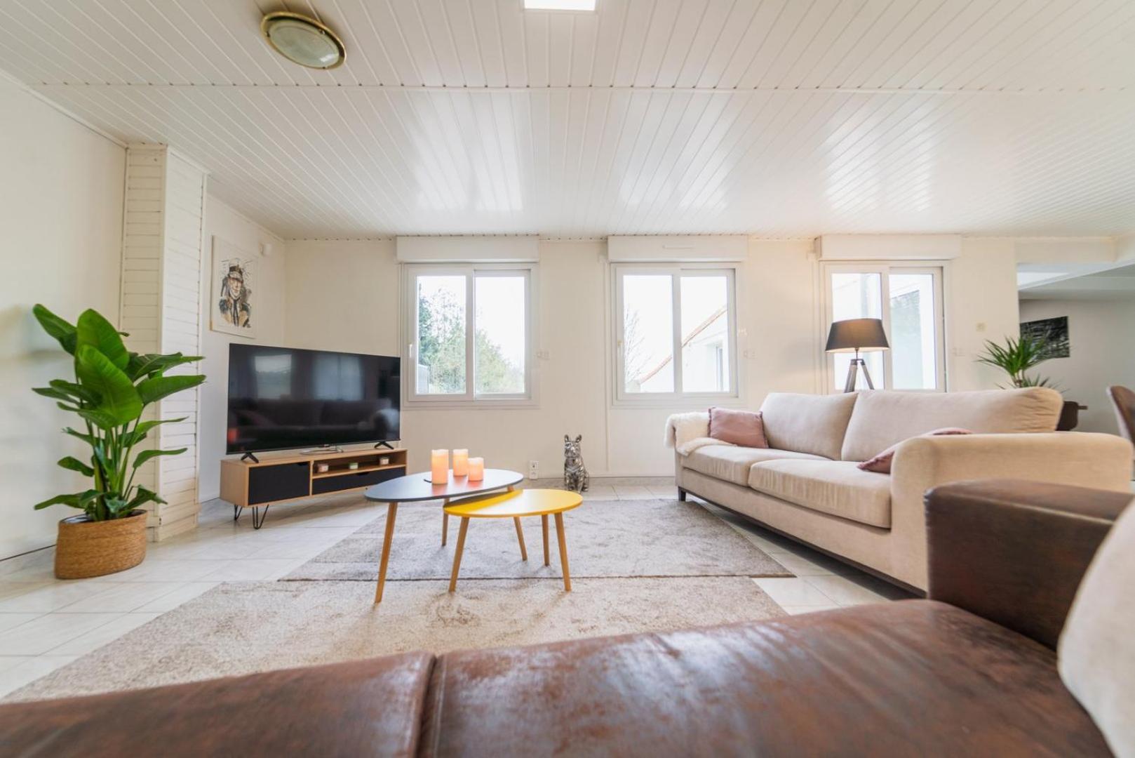 Le Gue Sourdeau: 150M² 5 Min From Futuroscope Apartman Chasseneuil-du-Poitou Kültér fotó